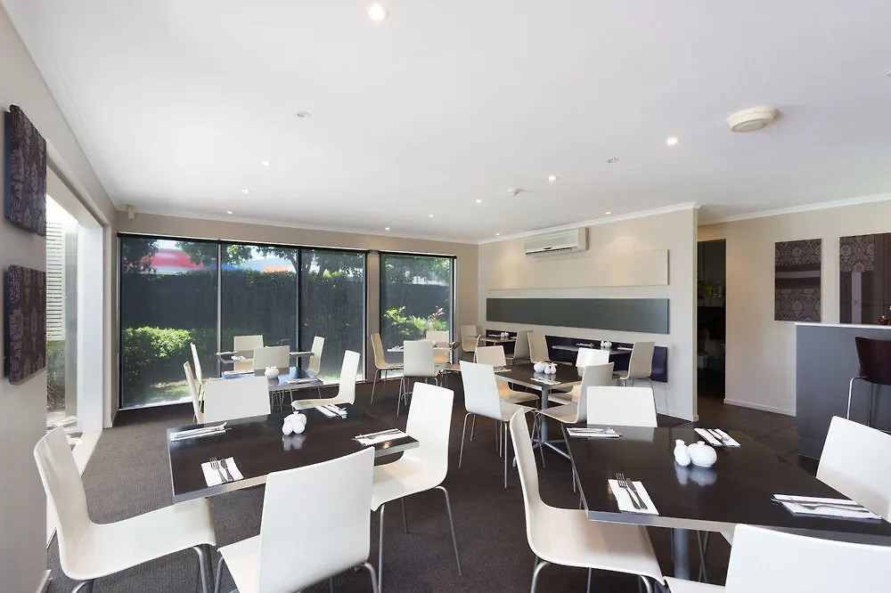 Rocklea International Motel Brisbane 4*,